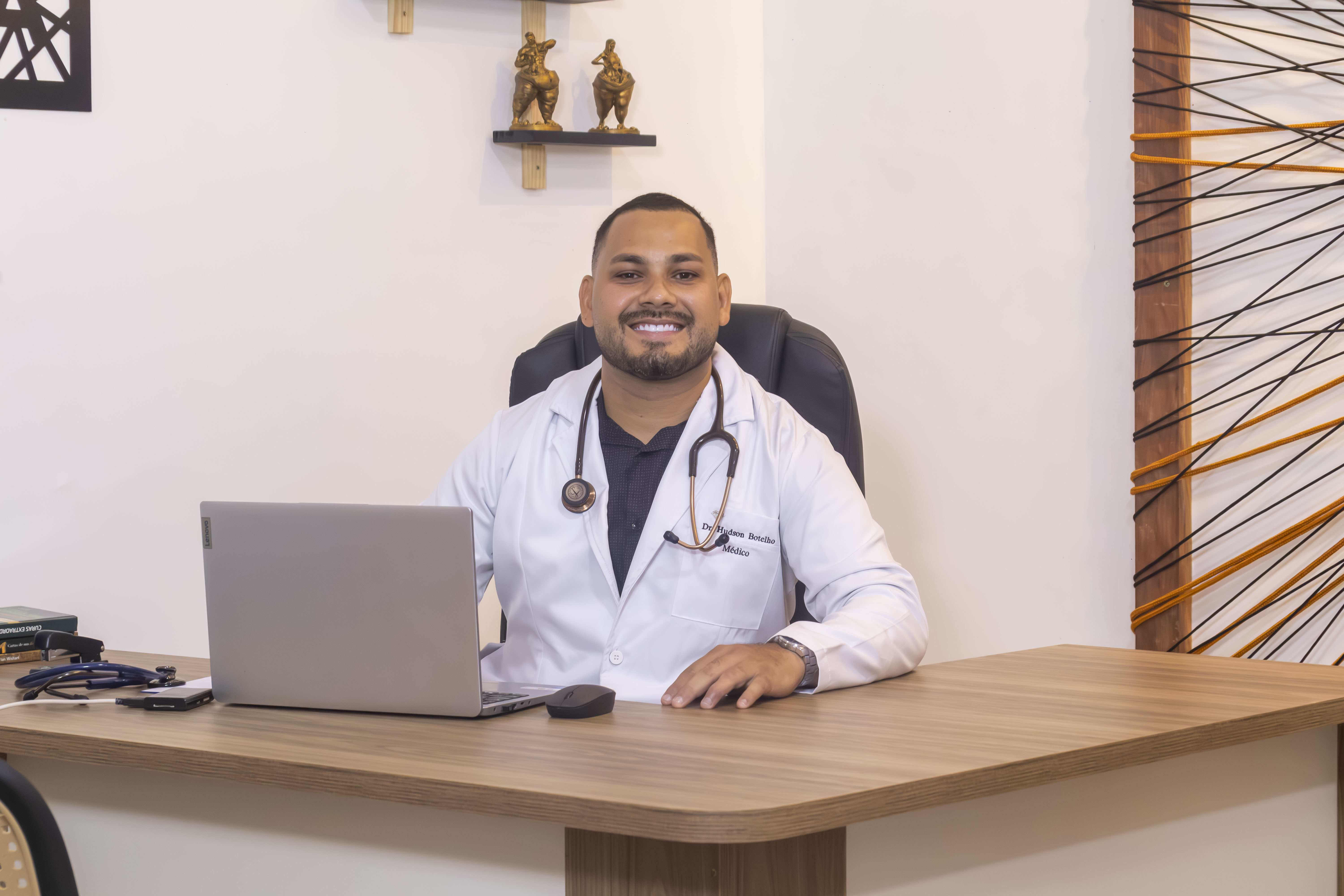 Médico plantonista